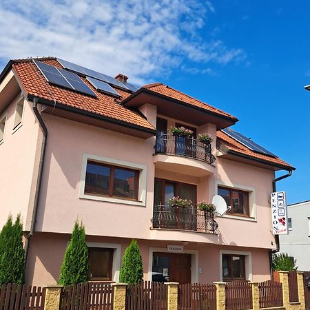 Penzion Rouse Bardejov Exterior foto