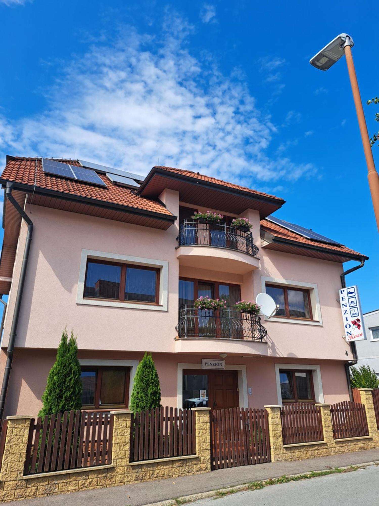 Penzion Rouse Bardejov Exterior foto
